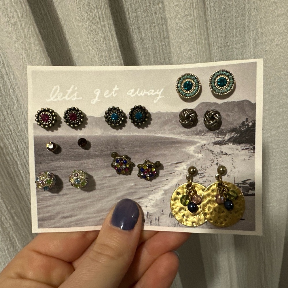 Assorted Women's Earring Set – Gold, Blue, Pink, Purple Accents